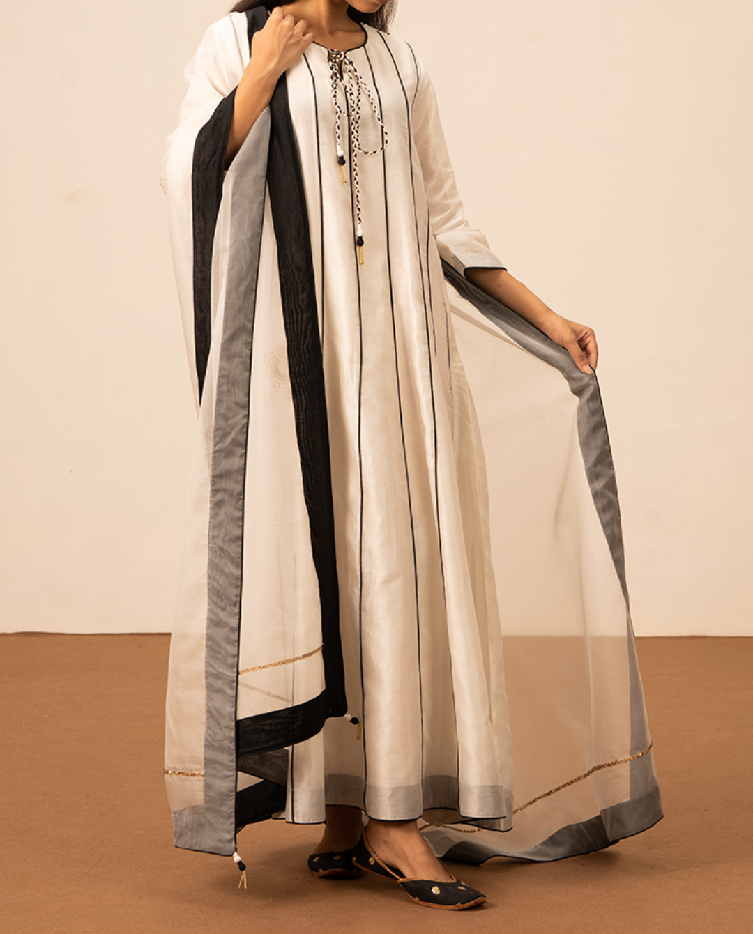 Aven Dupatta