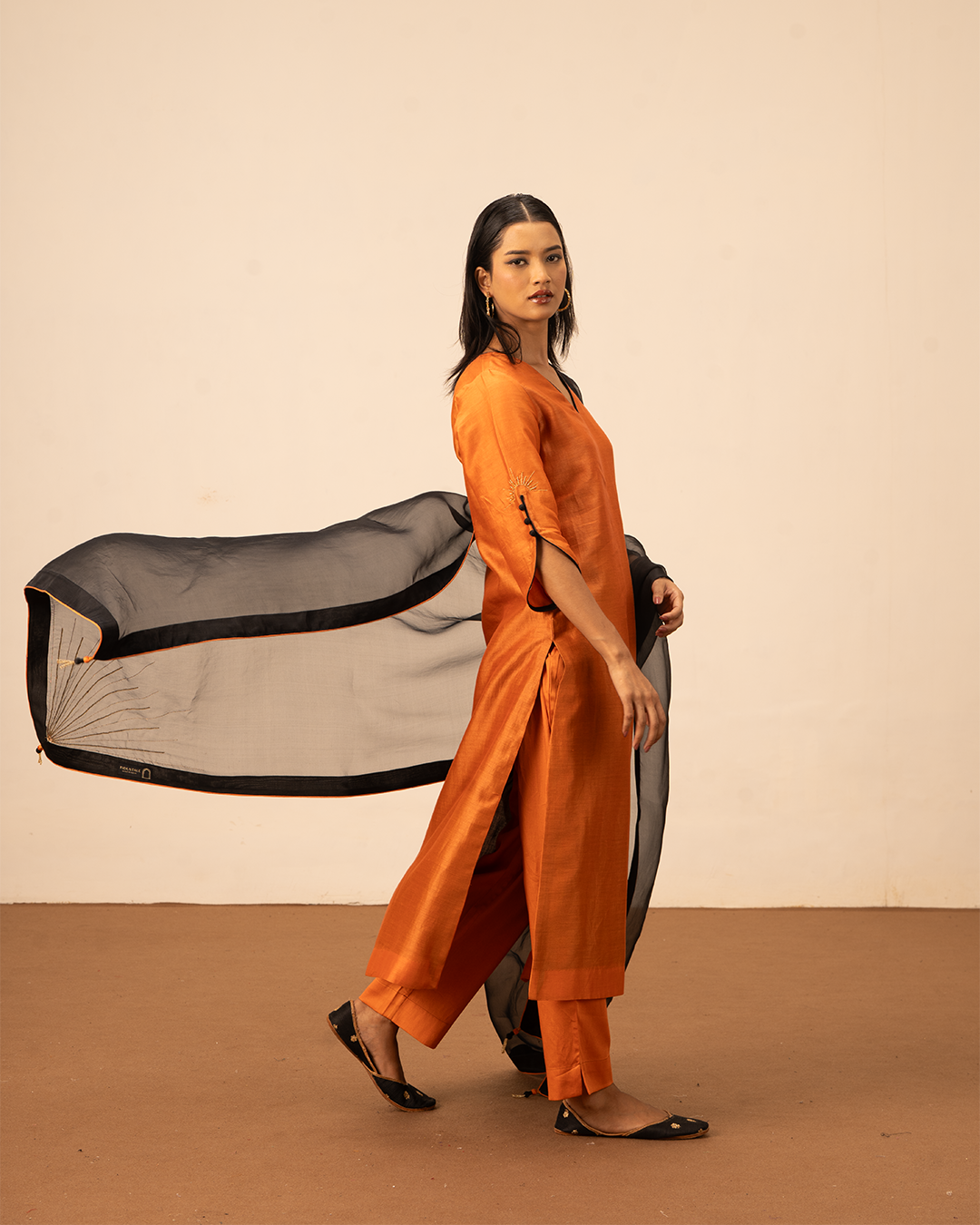 Fira Straight Kurta Set