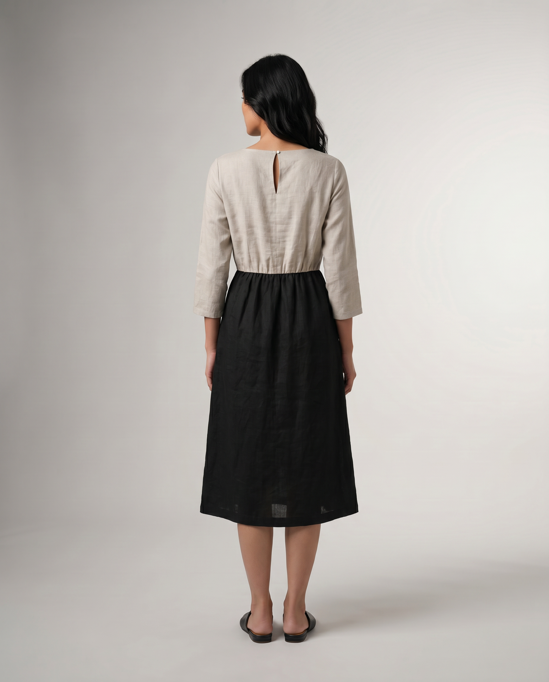 Industale Desert Linen Dress - Beige & Black 4