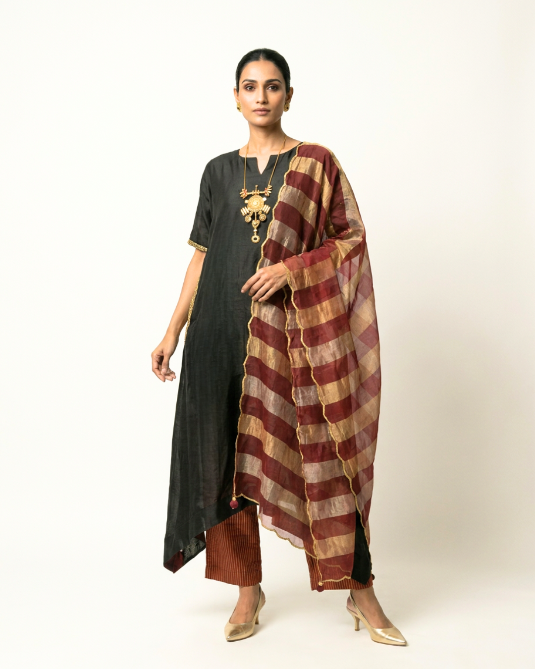 Syahi Chanderi Kurta Set - Charcoal & Maroon