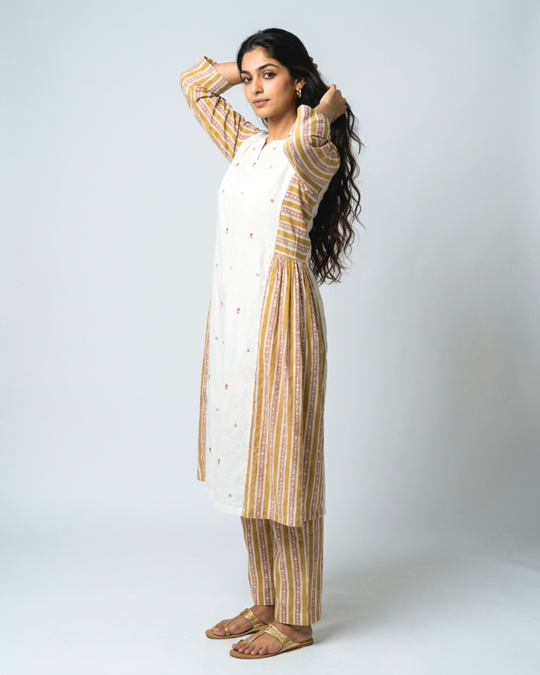 Bhini Mul Kurta - Off White