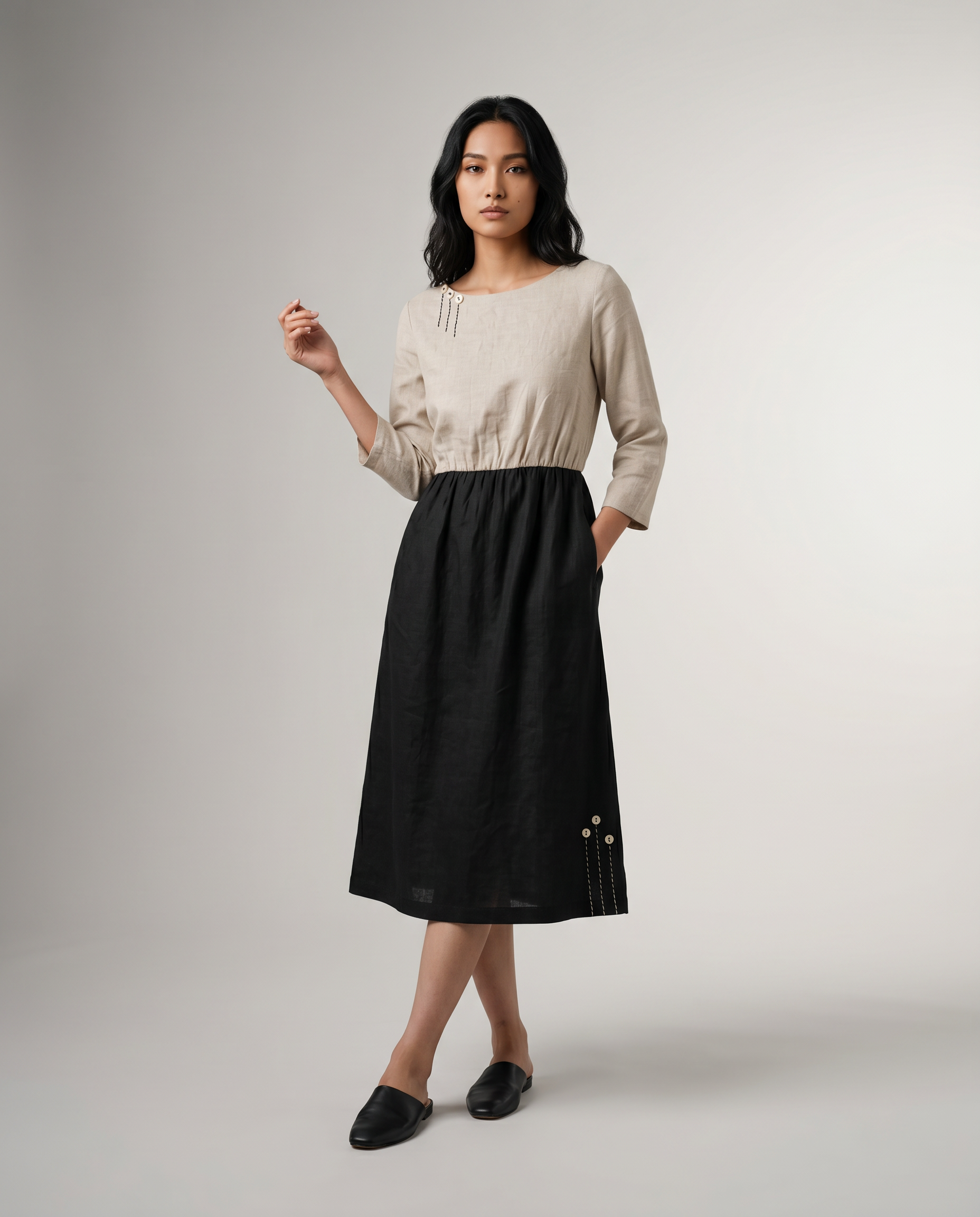  Industale Desert Linen Dress - Beige & Black 1