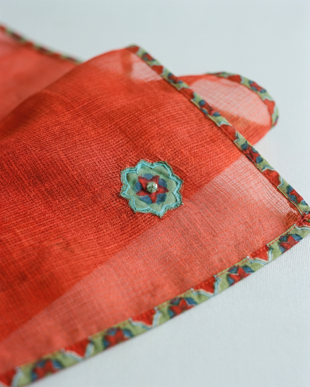 Vaani Mul Kurta Set - Crimson Red