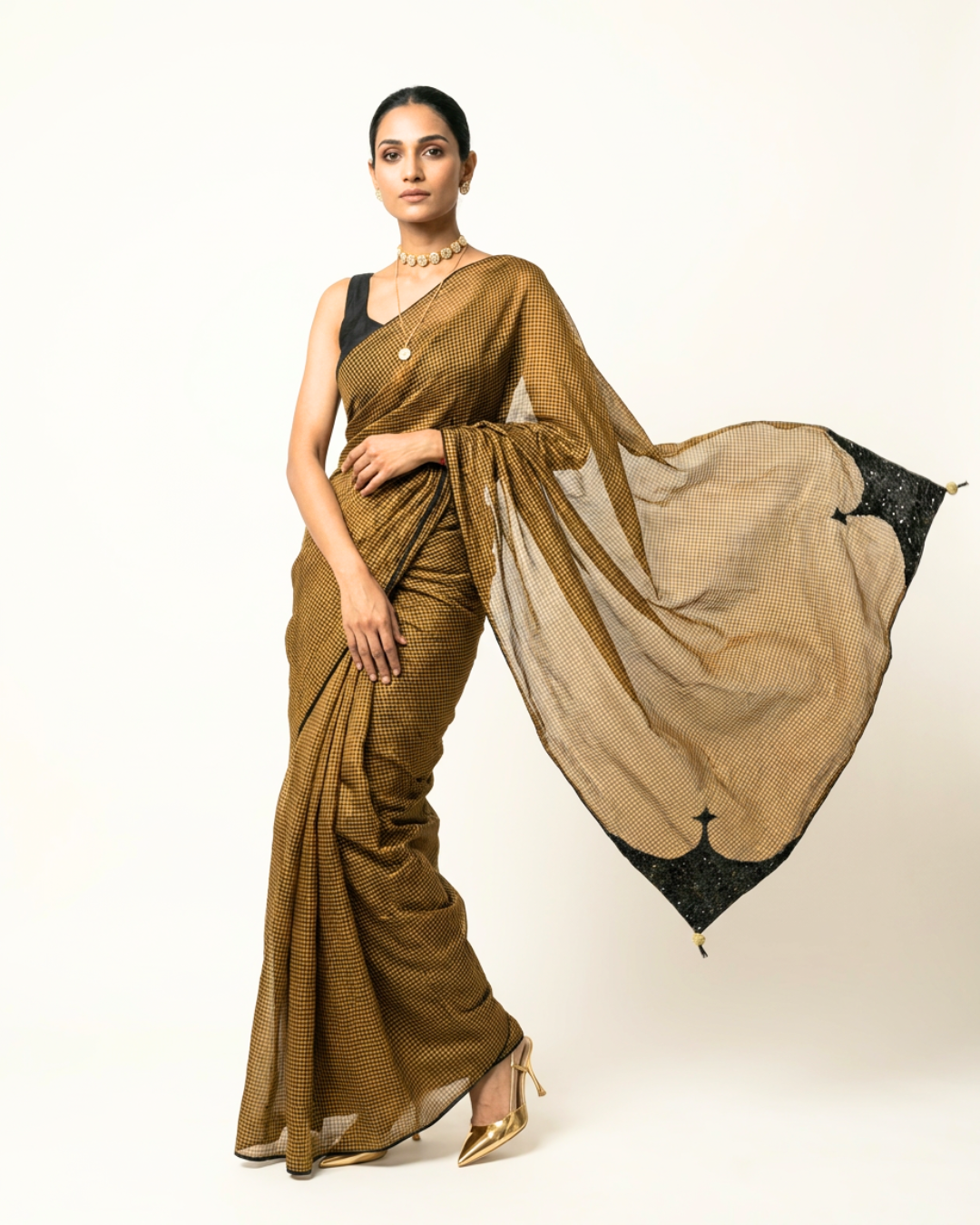 Zeena Tissue Chanderi Saree - Gold